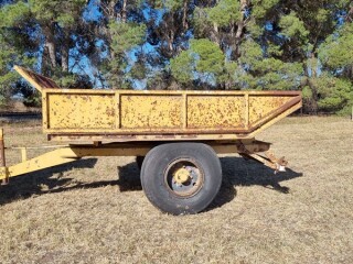 LOT 40 Bourne Tipper trailer 11ft 1