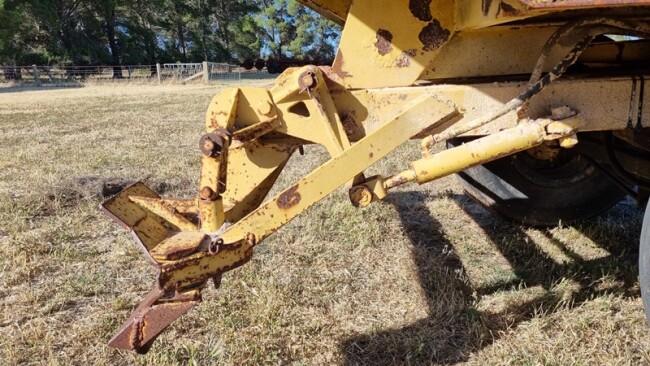 LOT 40 Bourne Tipper trailer 11ft 3
