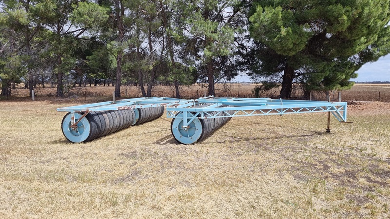 LOT 44 Land Roller Promnitz 40ft 3