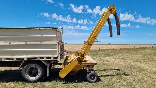 LOT 47 Bourne seed super unit 2