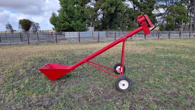 LOT 18 Auger 10 x 4 1