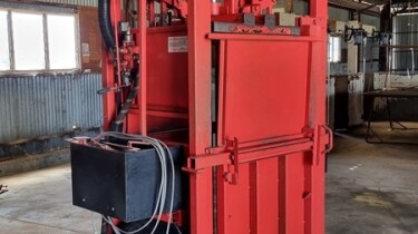 LOT 30 Sunbeam wool press 1