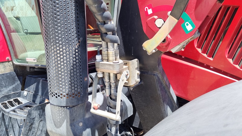 LOT 50 2013 Case FWA Tractor IH 11