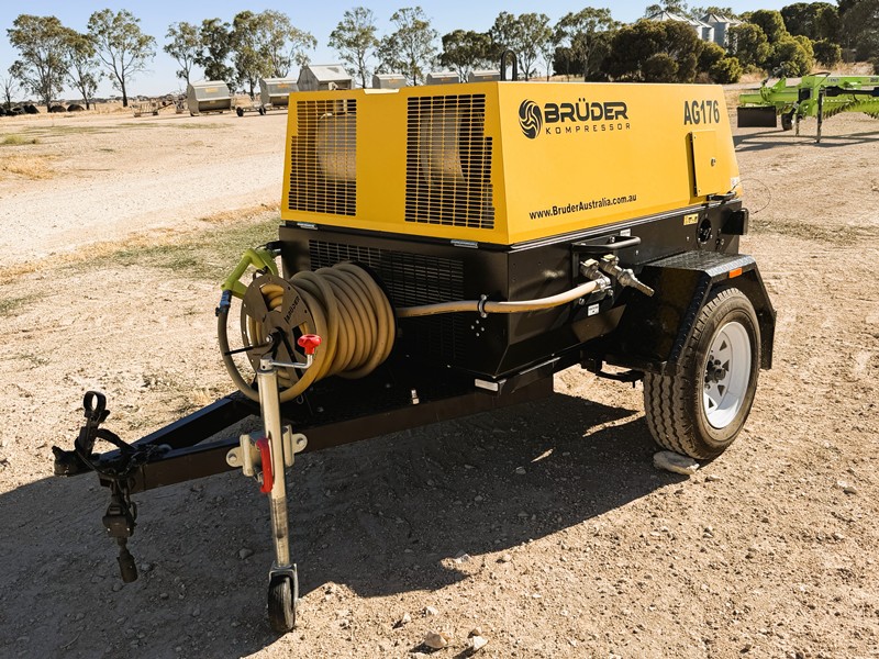 Lot 19 Bruder Compressor Ag1765 1