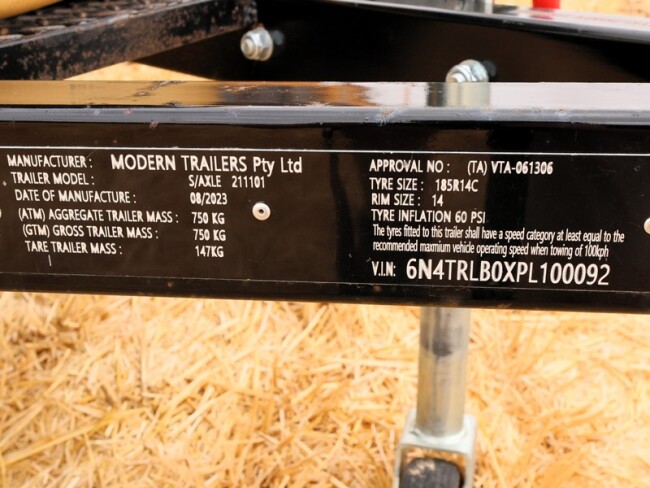 Lot 19 Bruder Industrial Compressor 3