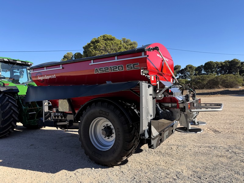 Lot 24 Agri Spreader A82120SC 1