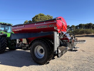 Lot 24 Agri Spreader A82120SC 1