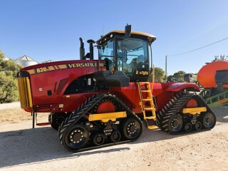 Lot 29 Versatile 620 Delta Track Tractor 1