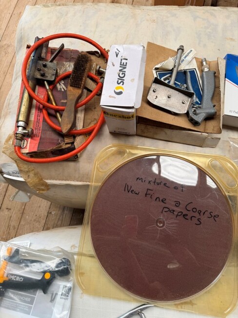 Lot 30 Box of Livestock Equipment 5