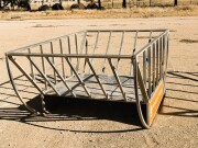 Lot 50 1 x Advantage Round Hay Bale Feeder