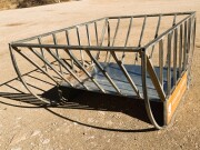 Lot 56 1 x Advantage Round Hay Bale Feeder