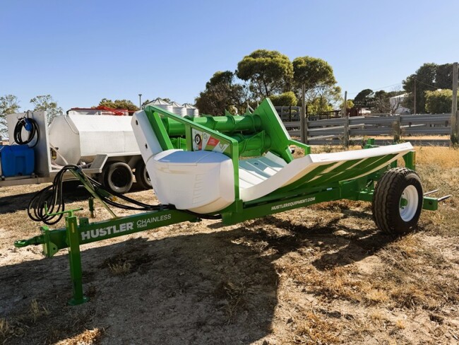 Lot 67 Hustler Chainless TX205 Hay Feeder 2