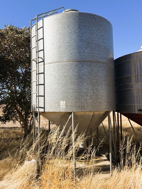 Lot 74 110 bag Seed Silo
