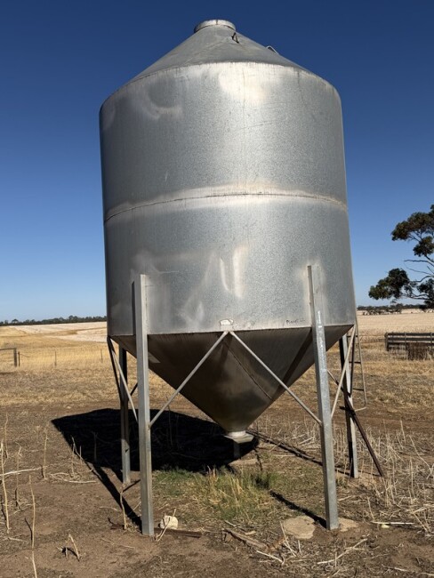 Lot 75 160 bag Edillilie Silo