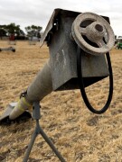 Lot 90 Pencil Auger with Hopper 5