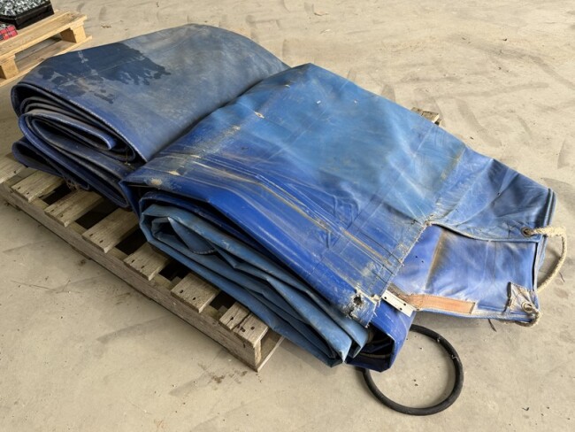 Lot 102 2 x second hand Semi Trailer Tarp 1