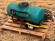 Lot 129 Goldacres Spray Tank 100 litres 2