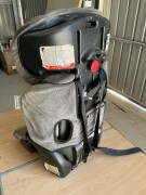 Lot 18 baby car seat