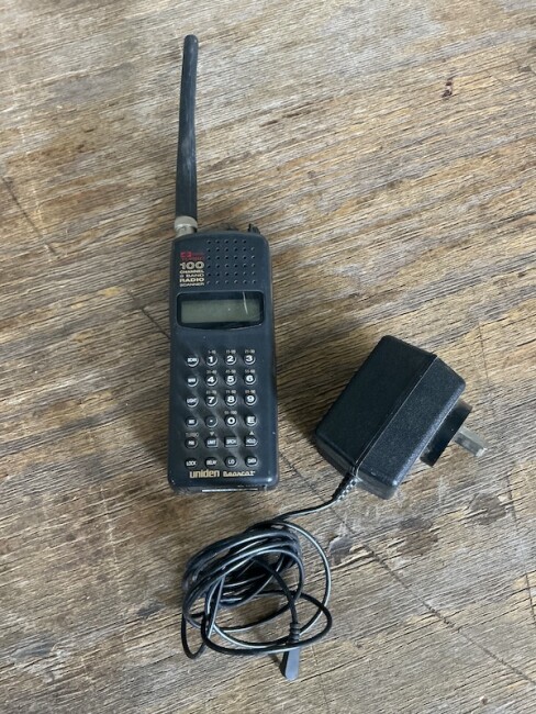 Lot 52 Radio Scanner