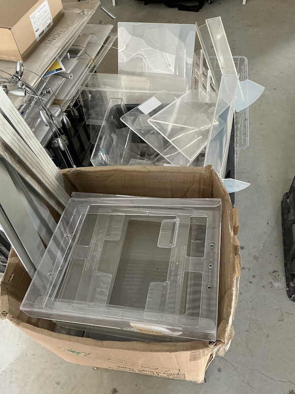 Lot 88 Acrylic brochure holders