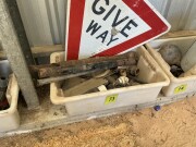 Lot 73