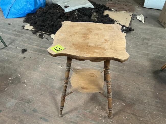 Lot 122