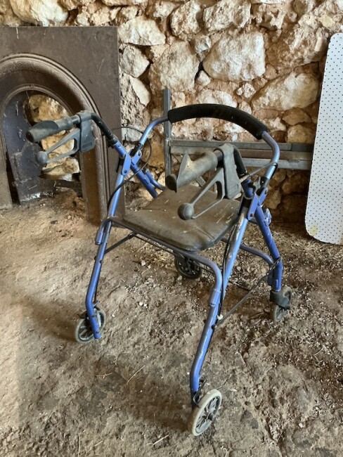 Lot 260