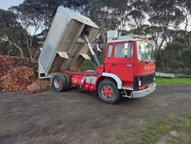 Lot 27 6