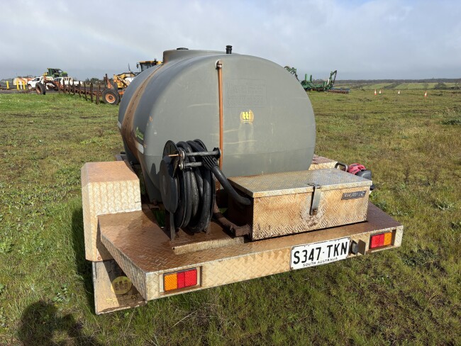 Lot 99 4