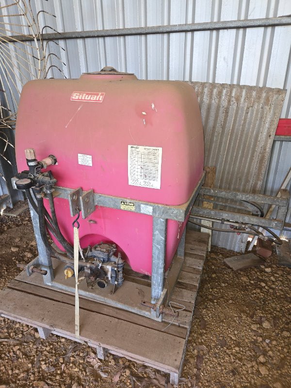 Lot 105 1