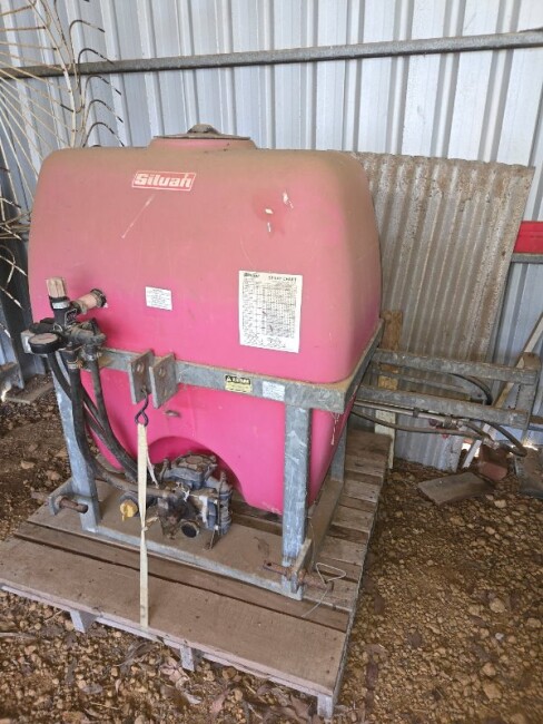 Lot 105 1