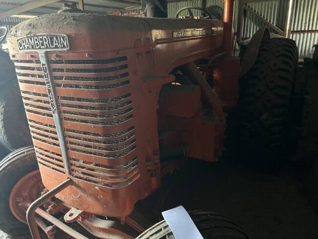 Lot 32