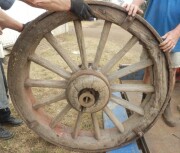 07 Large Wagon Wheel