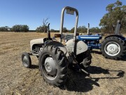 010b Massey Ferguson 1956 tractor 2
