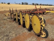 017b Mobilco 6 wheel 4m hay rake 2