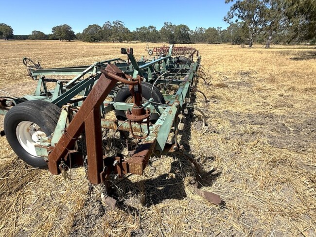 020b John Shearer folding cultivator 2