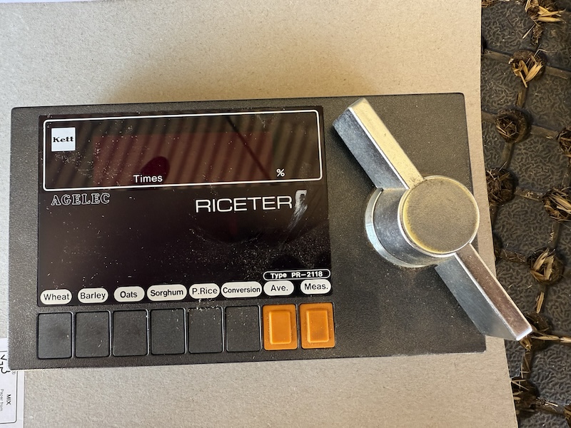 043 Riciter Agtec moisture meter