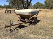 053a Grain feeding out trailer with cover 1