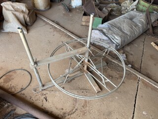 120 Waratah wire jenny