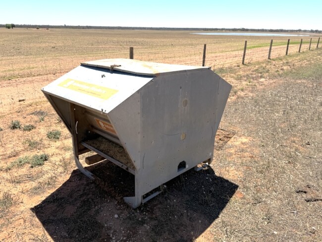 147b Advantage Feeders C