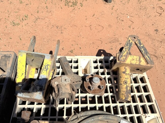 148 Assorted tow tongues 2