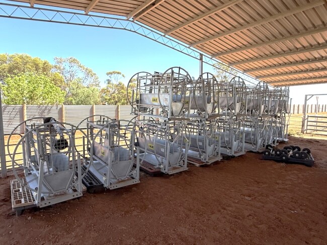 157c IAE turnover cages 3