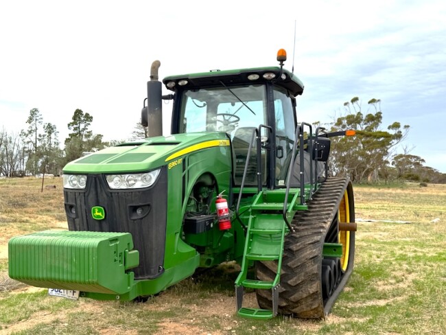 001b John Deere 8360 RT track tractor 6