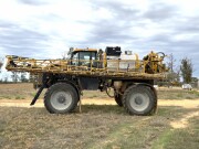 005b 15 RoGator 1300B self propelled sprayer 10