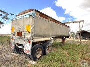 011b 32 McGrath bogey wheel tipper traile 6
