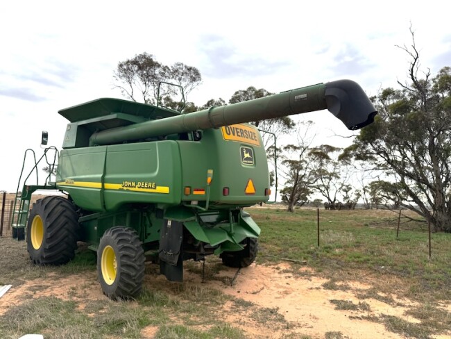 012d 36 John Deere 0750 STS header 6