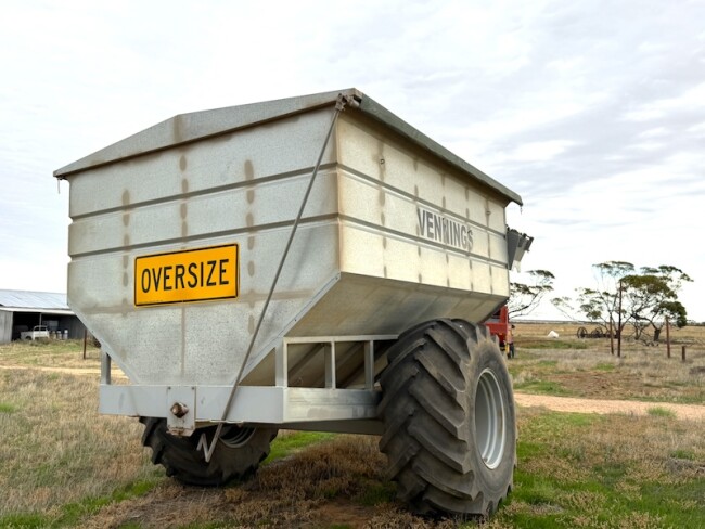 015d 45 Vennings 18t chaser bin 8