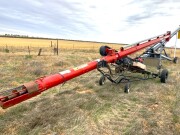 016a 46 Wheatheart 36 x 10 hydraulic and electric drive auger 3