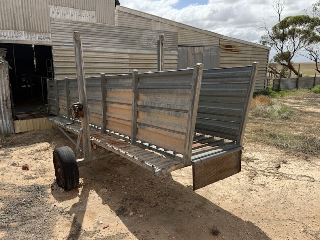 031a 75 Megal Brothers Murray Bridge mobile sheep loading ramp 2