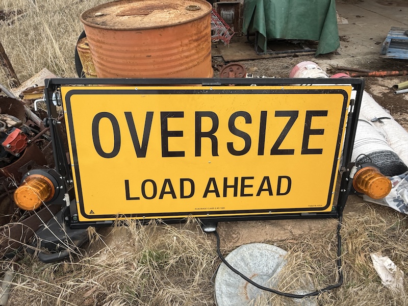 047 99 Oversize Load Ahead sign with safety lights